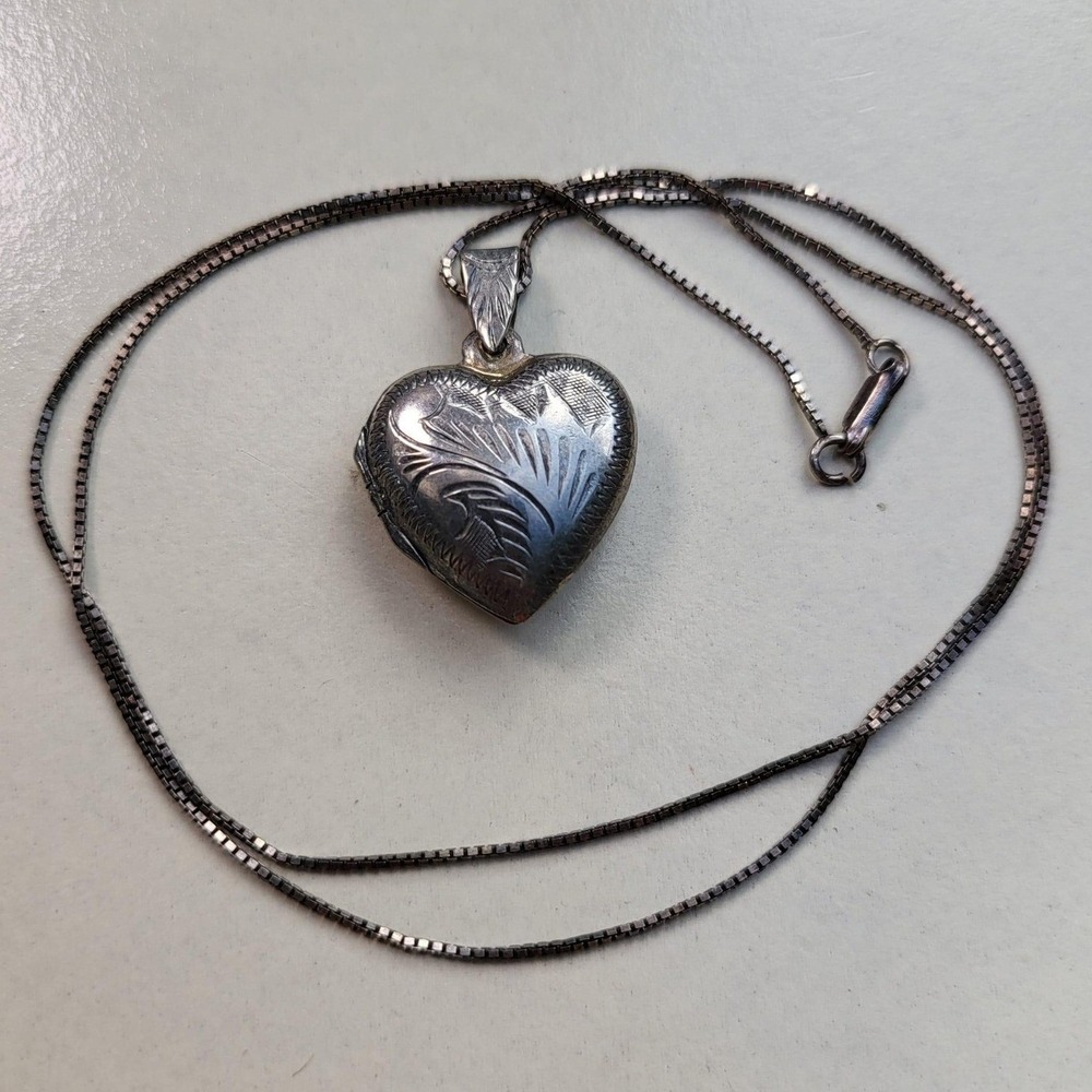 925 Sterling Silver Heart Locket Necklace Vintage Engraved Keepsake